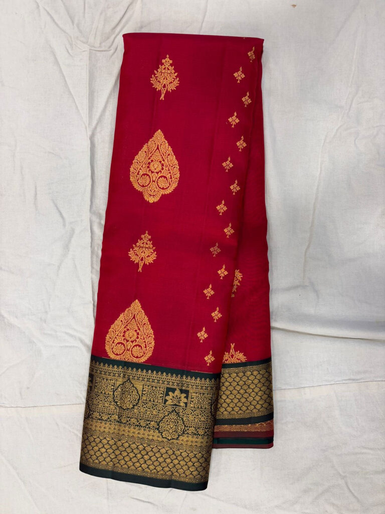 Maroon Pure Silk Saree – Classic Elegance in Handwoven Silk with Zari Border
