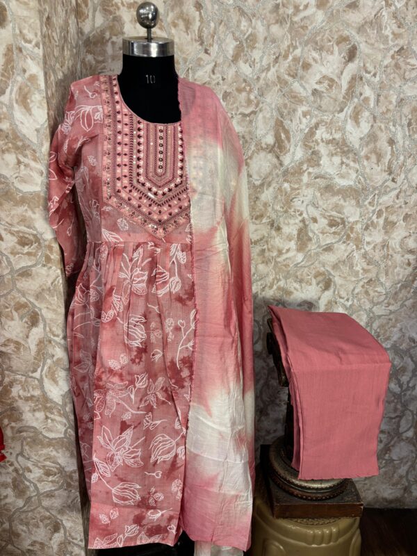 Premium Pink Printed Kurti Set –